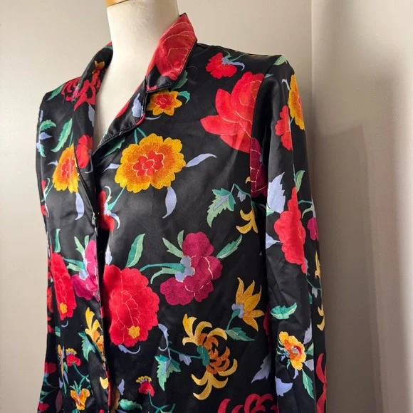 NATORI Floral 2 Piece Satin Long Sleeve Shirt & Pant Pajama Set BLACK / MEDIUM - Picture 5 of 14